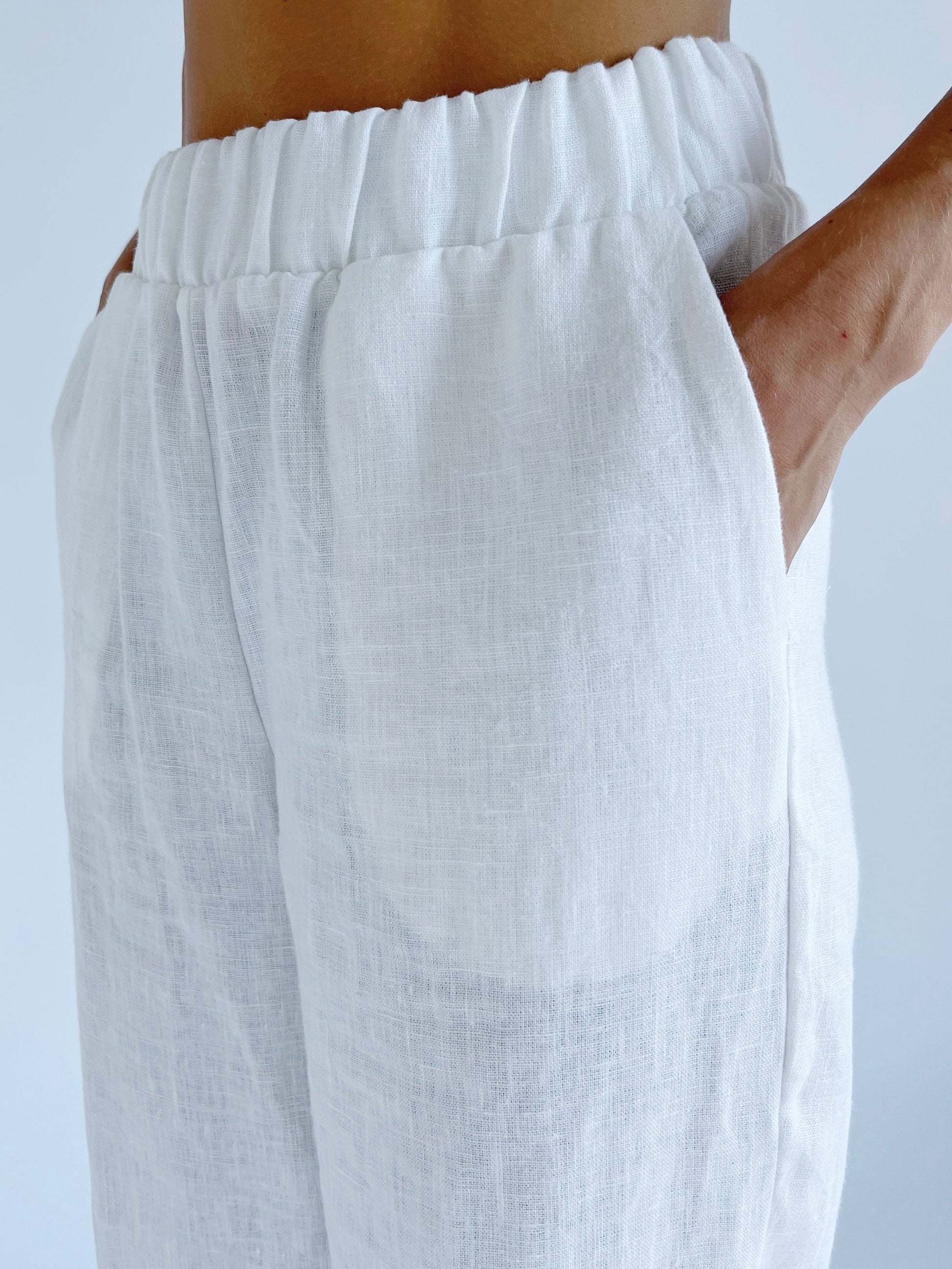 LUMI Linen trousers waist and pocket detail