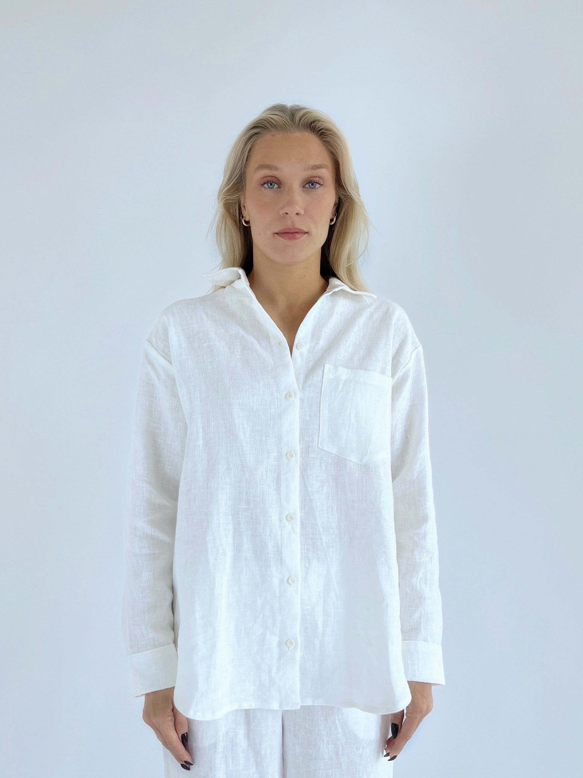 LUMI Linen shirt front